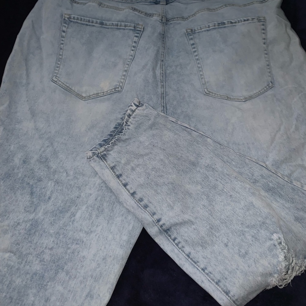 RUE 21 high rise mom jeans size 24